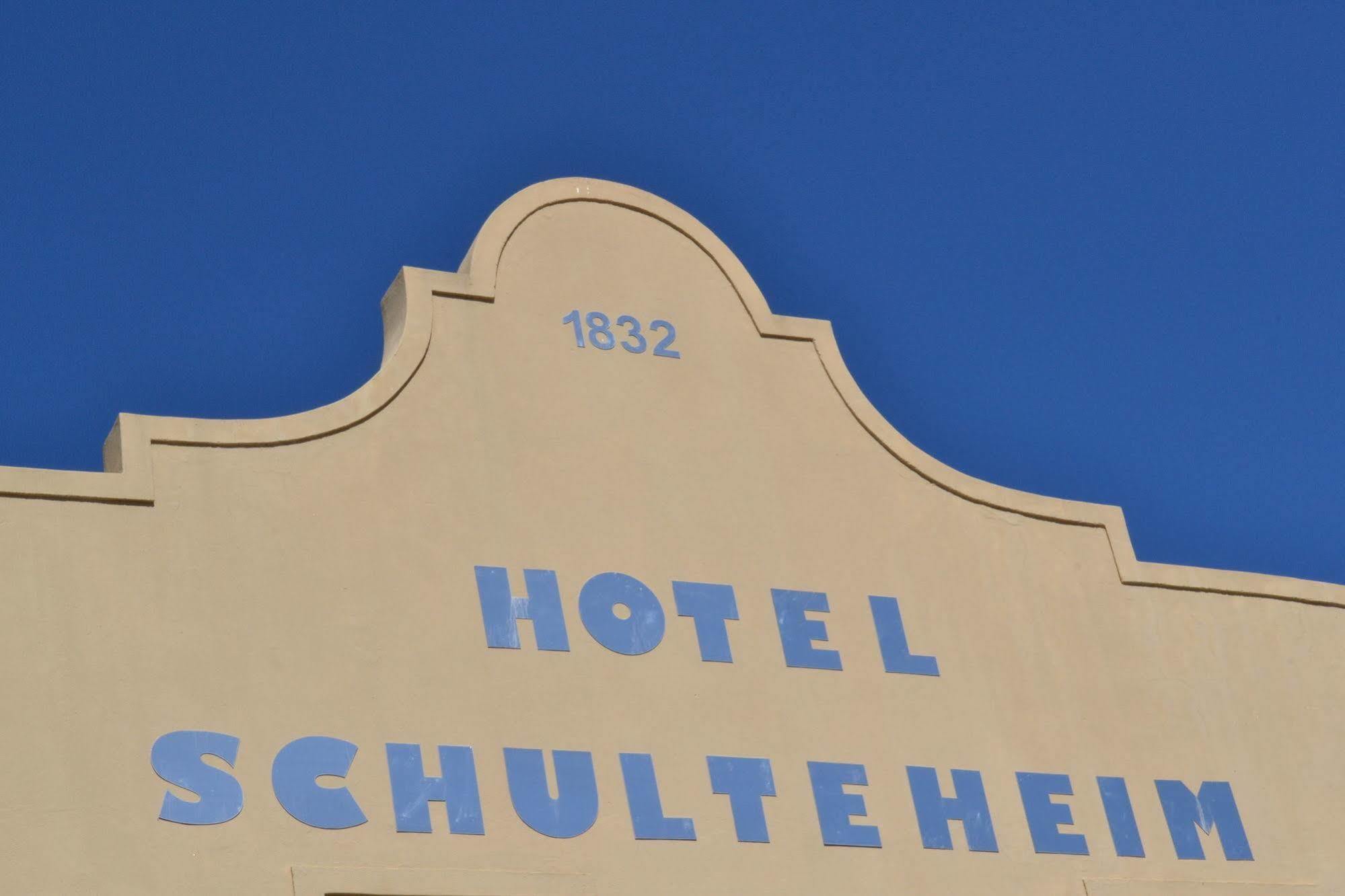Schulteheim Hotel Uniondale  ภายนอก รูปภาพ